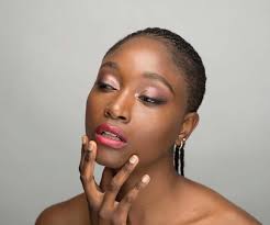 María Luisa Quiñones Maquilladora