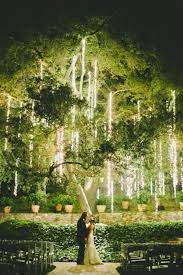 8 Unique Wedding Venues In Los Angeles Top Places To Get Married In L A Tree Wedding Ceremony Oak Tree Wedding Ceremony Unique Wedding Venues