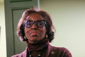 State Sen. Rhonda Fields running for Arapahoe County commissioner