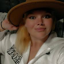 I want to say happy 39th birthday to my best friend and wife Tara Breland.  You getting old girl. Remember today when you looked in the mirror and said  you seen gray