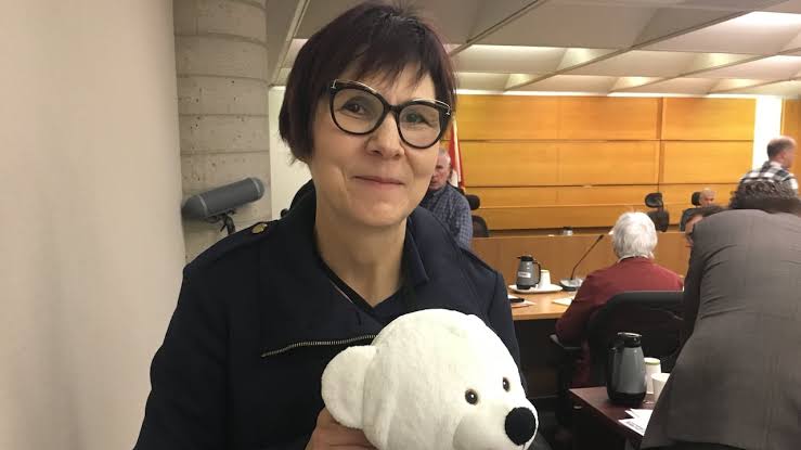 Tribunal chair Jennifer Khurana dismisses Canada's request to reconstitute panel on First Nations child welfare reform, citing judicial independence
