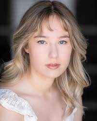 SK (@sarah.filek) • Instagram photos and videos