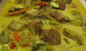Berikut resep masakan padang asli yang super enak seperti dilansir brilio.net dari berbagai sumber, sabtu (19/10). Resep Ikan Jambal Roti Masak Santan Resep Masakan Ikan