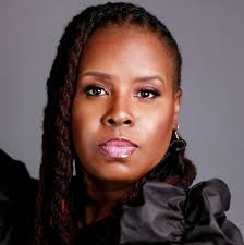 Psalmist Danyelle Sanders