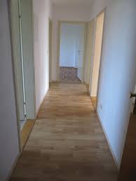 Der ehemalige hof liegt im zentrum von königslutter und besteht aus insgesamt 9 wohnungen, 12. 3 Zimmer Wohnung Zu Vermieten Waldenburger Weg 20 38154 Konigslutter Konigslutter Am Elm Mapio Net