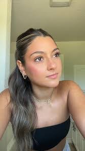 Candace Jacob's Instagram, Twitter & Facebook