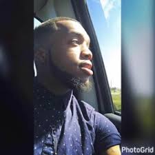 Stream La Chucky music