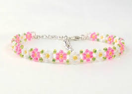 Pink Daisy Bracelet Dainty Flower Bracelet Seed Bead Etsy Beaded Bracelets Beaded Jewelry Bracelets Handmade Beaded