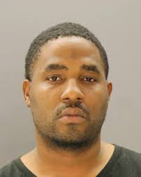 Updated: Two killed at a Lake Highlands-area apartment complex, manhunt  ensues