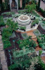 Carpet Garden Chelsea 2 Water Features In The Garden Gardens Of The World Persian Garden