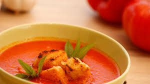 La final adaugi sucul de roşii, sare şi menta tocată mărunt, lăsând să mai fiarbă puţin. Supa Crema De Rosii Cu Crutoane Aromate Tomato Cream Soup With Aromatic Crutons Youtube