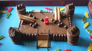 5 Ans Gateau Chevaliers Gateau Chateau Fort Gateau Chevalier Anniversaire Chevalier