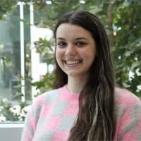 Darla Simpson's Instagram, Twitter & Facebook