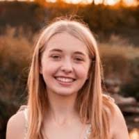 Jocelyn Currie's Instagram, Twitter & Facebook