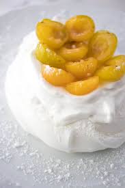 These finnish meringue cookies are worthy of being on the christmas cookie list for sure!. Schaum Torte A Hedgehog In The Kitchen