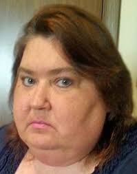 Beth Lamphier's Instagram, Twitter & Facebook