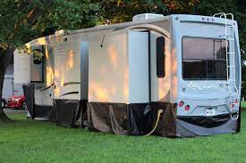 Each rv skirting project is unique and ez snap has a few different snap options to choose from. The Ultimate Guide To Rv Skirting