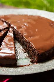 עוגת שוקולד ושזיפים בפורט מטבח מקומי Bolo Gelado De Chocolate Bolo Gelado Ideias De Pastelaria