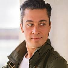 Chris Tonkin's Instagram, Twitter & Facebook