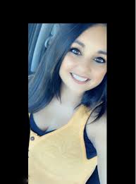 Misty Hildebrand's Instagram, Twitter & Facebook