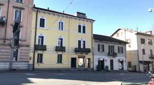 È anche possibile cercare appartamenti o per tipo di proprietà. Intero Stabile Completamente Ristrutturato In Vendita A Como Ponte Chiasso