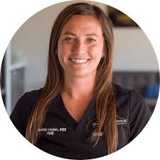 Kassidy Lewis's Instagram, Twitter & Facebook