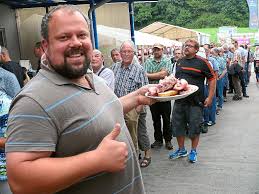 Maybe you would like to learn more about one of these? Weilen Unter Den Rinnen Schlangestehen Fur Das Kesselfleisch Schomberg Oberes Schlichemtal Schwarzwalder Bote