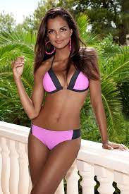 Jako pierwsza otrzymała złoty bilet, dotarła niemal do samego finału programu top model a dla wielu. Picture Of Klaudia El Dursi