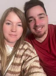 Amanda Poulsen's Instagram, Twitter & Facebook