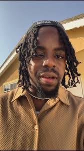 Deonte Wilson's Instagram, Twitter & Facebook