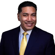 Check out Baldwin High School #classof2025 valedictorian, Ian Chan, in  Newsday, https://bit.ly/4dFHUhe. Ian will be attending Stony Brook  University. Congratulations! #WhatsBRUINinBaldwin #BaldwinHS #BaldwinProud