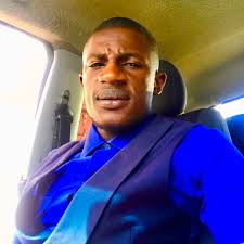 Saludo ako sa mga babaeng may kaya pero hindi naghahanap ng lalaking may  kaya din. Talagang puso lang pinapa-iral.