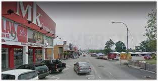 Located in nilai, the northern part of negeri sembilan, the nilai 3 wholesale was built in 2001 and draws shoppers with competitively priced goods such as textile, furniture,clothing, luggage, carpet. Nilai 3 Wholesale Centre Accueil Facebook