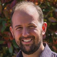 Brenda Travers's Instagram, Twitter & Facebook