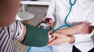 Blutdruckwerte sind nicht einfach zu verstehen. Bluthochdruck Wie Gefahrlich Ist Der Weisskitteleffekt