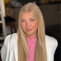 Tiffany Boehler's Instagram, Twitter & Facebook