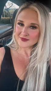 Katrina Pena's Instagram, Twitter & Facebook