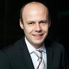 Glenn Schreiber's Instagram, Twitter & Facebook