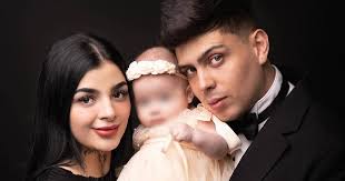 Karely Ruiz presenta a su hija Maddison