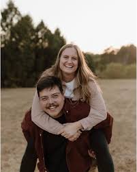 Danny Petersen and Lindsay Heun's Wedding Website