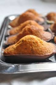 Madeleines Aux Noisettes En Coque De Chocolat Blog Cuisine Avec Du Chocolat Ou Thermomix Mais Pas Que En 2020 Recette Madeleine Moelleuse Recette Madeleine Blog Cuisine