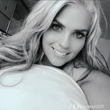 Michelle Brannan's Instagram, Twitter & Facebook