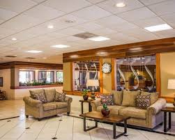 Enjoy a great night sleep with crisp linens, thick mattresses, custom comforters, fluffy pillows. Hotels In Pensacola Fl Choice Hotels