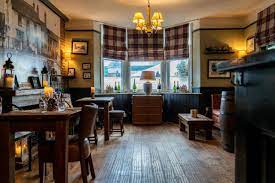 The dining room restaurant is housed in a grade ii listed queen anne building, located by the picturesque st james square opposite the fountain in boroughbridge, north yorkshire. Grantham Arms Boroughbridge Updated 2021 Prices