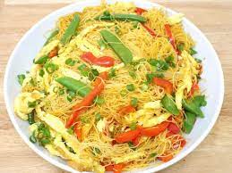 Maybe you would like to learn more about one of these? Vegetable Singapore Style Noodles Yeprecipes Com
