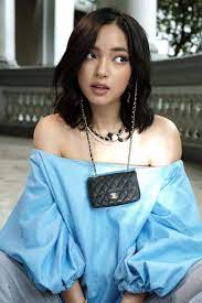 Bùi tấn trường (sinh ngày 19 tháng 2 năm 1986) là một cầu thủ bóng đá chuyên nghiệp người việt nam hiện đang thi đấu ở vị trí thủ môn cho câu lạc bộ hà nội và đội tuyển bóng đá quốc gia việt nam. Suboi Cong Khai Dáº±n Máº·t 3 Hlv Rap Viá»‡t Chau Bui Co Ä'á»™ng Thai Ngay Va Luon Ä'ap Láº¡i Há»™ Binz Hay Chá»‹ Gá»­i Lá»™n Ä'ay NgÆ°á»i Máº«u Rap Cháº­u