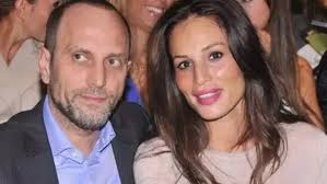 Güzide Duran Adnan Aksoy'dan boşandı mı? Güzide Duran kaç evlilik yaptı? »  Mavi Kadın