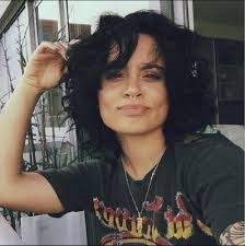 Elizabeth Morello's Instagram, Twitter & Facebook