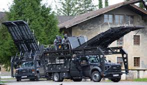 Wie bei jedem von cobra yachts angebotenen boot können auch bei diesem unsere kunden aus vielen optionen zusätzlicher ausrüstung wählen, mit denen sie ihr traumboot ganz nach ihren bedürfnissen konfigurieren können. Fcg Kdeo Eko Cobra Dse