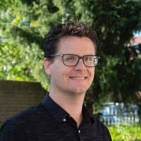 20+ "Robert Lips" profiles